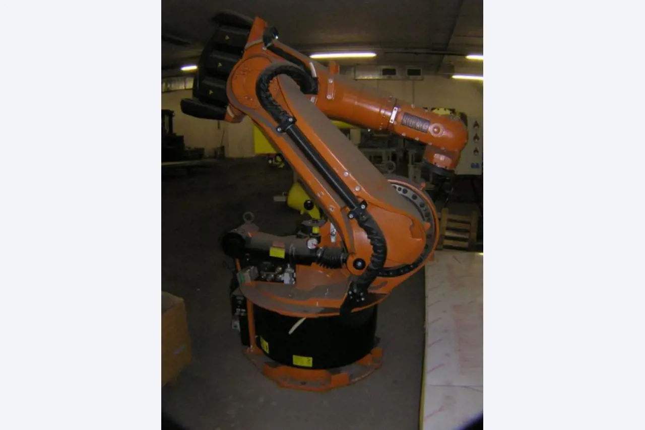 Robôs industriais-1